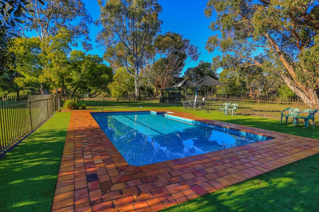 Mountain View Motor Inn & Holiday Lodges Halls Gap Exteriér fotografie