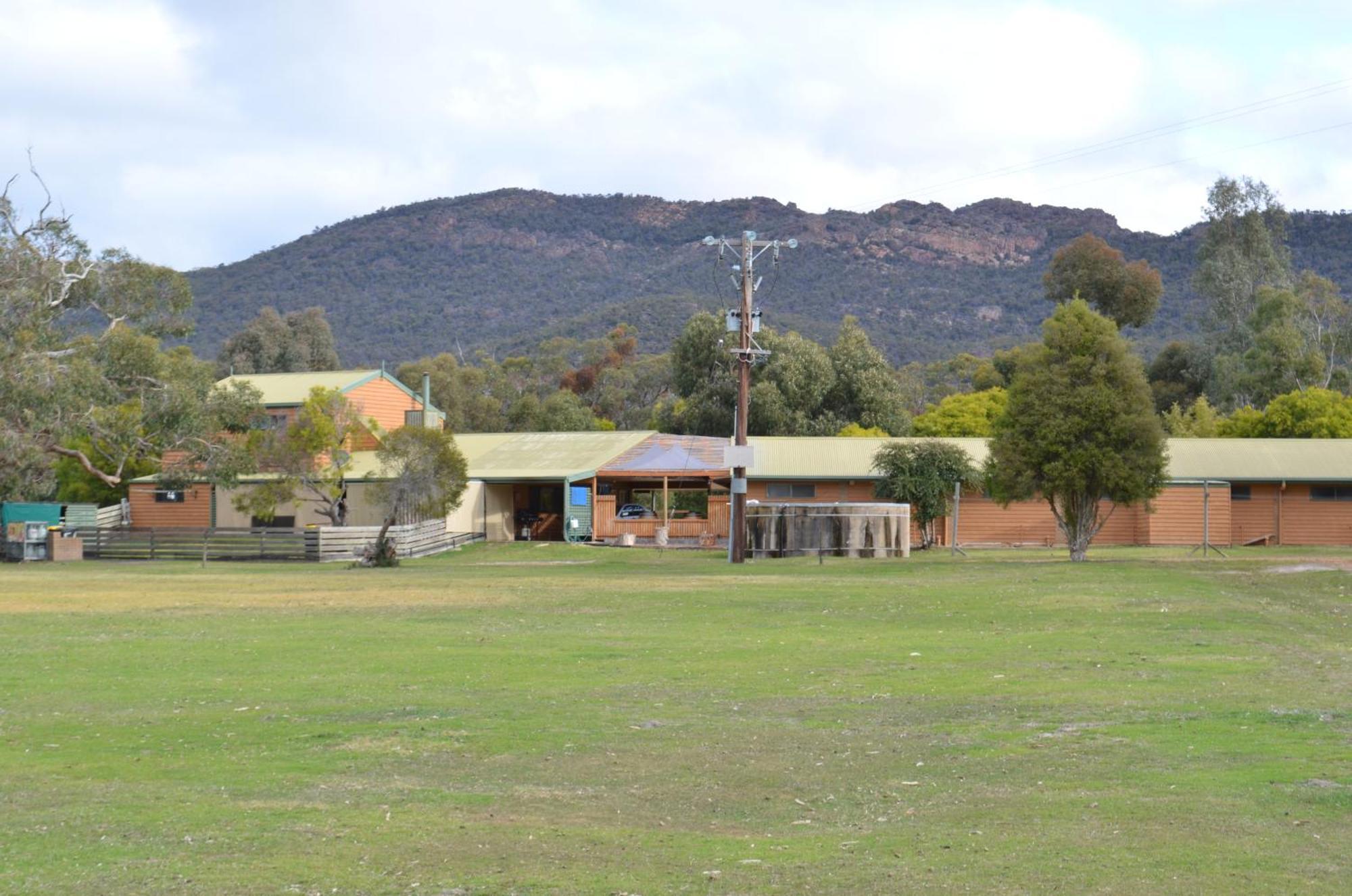 Mountain View Motor Inn & Holiday Lodges Halls Gap Exteriér fotografie